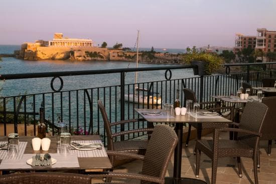 Hotel Corinthia St George's Bay 5* – vue 3