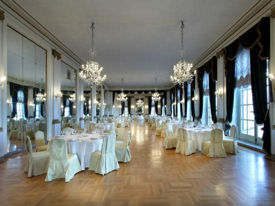 EXCELSIOR HOTEL NAPLES – vue 3