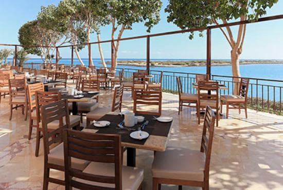 HOTEL THE THREE CORNERS FAYROUZ PLAZA BEACH RESORT – vue 5