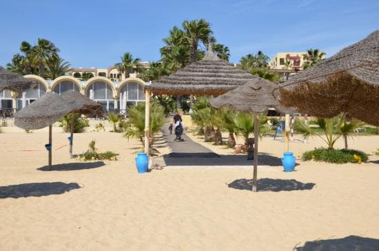 HOTEL LE PARADIS – vue 4