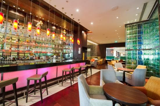 HOTEL HOLIDAY INN SILOM, BANGKOK – vue 3