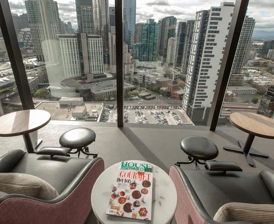 METROPOL DOWNTOWN – vue 3