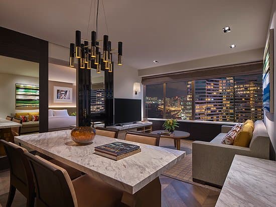 HOTEL HARBOUR VIEW INTERNATIONAL HOUSE – vue 2