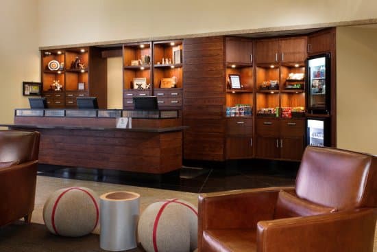 HOTEL FOUR POINTS BY SHERATON MONTREAL CENTRE VILLE – vue 3