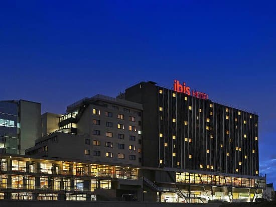 Hôtel HOTEL MERCURE PARIS SQUARE DES BATIGNOLLES