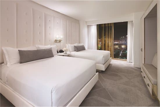 MANDALAY CITY HOTEL – vue 2