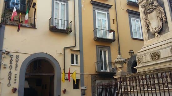 CARAVAGGIO HOTEL NAPLES – vue 3