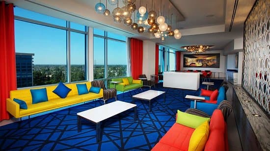 KYRIAD HOTEL AT DISNEYLAND® RESORT PARIS – vue 3
