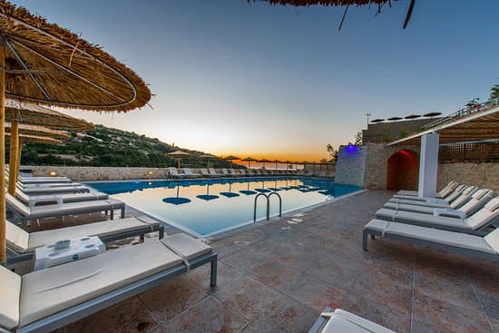 KORIFI SUITES CRETE ISLAND – vue 2