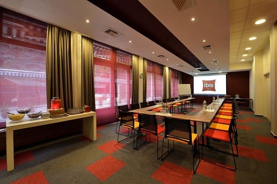 IBIS BUDAPEST AERO HOTEL – vue 4
