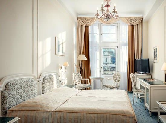 Hôtel HOTEL HUSA LLAR