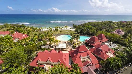 HOTEL VILLAGE PIERRE & VACANCES SAINTE ANNE – vue 3