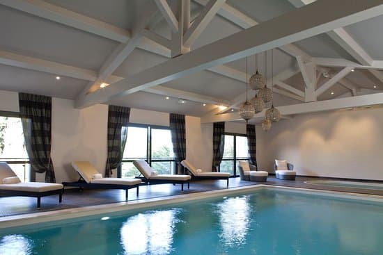 HOSTELLERIE DU VALLON DE VALRUGUES SAINT REMY DE PROVENCE – vue 4