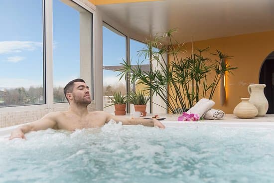 RESIDENCE HOTELIERE NATUREVA SPA – vue 2