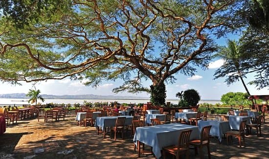 BAGAN HOTEL RIVER VIEW – vue 5