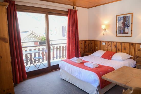 LE DAHU HOTELS CHALETS DE TRADITION – vue 5