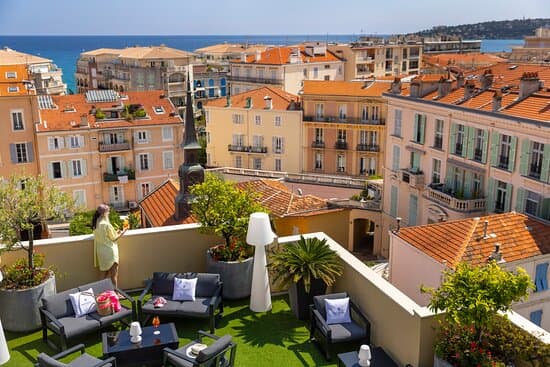 QUALITY HOTEL MENTON MEDITERRANEE – vue 4