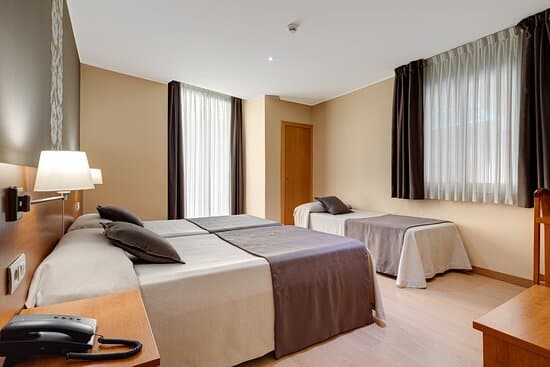 HOTEL CATALUNYA – vue 4