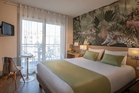CHAMBORD HOTEL MENTON – vue 4