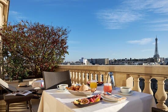 RAPHAEL HOTEL PARIS – vue 5