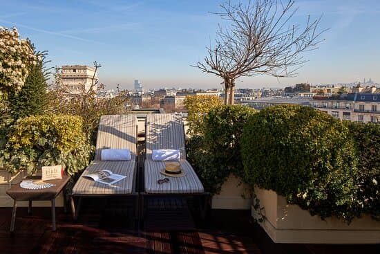 RAPHAEL HOTEL PARIS – vue 2