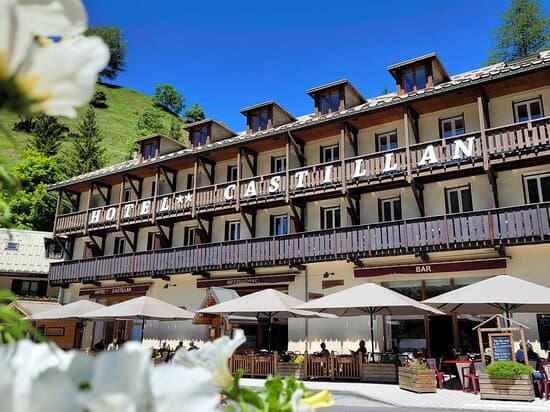 HOTEL CASTILLAN – vue 2