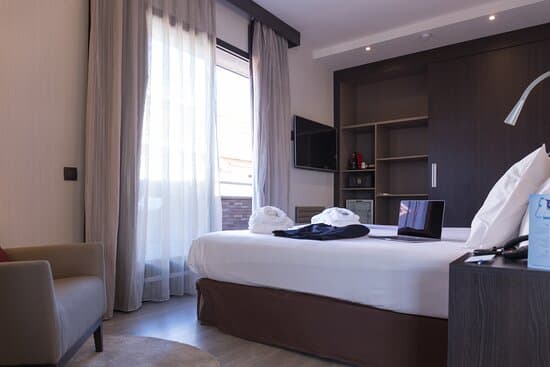 NOVOTEL MADRID PUENTE DE LA PAZ – vue 2