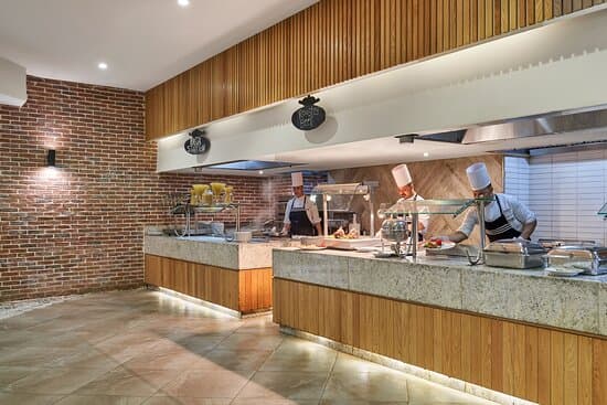 HOTEL THE THREE CORNERS RIHANA INN – vue 4