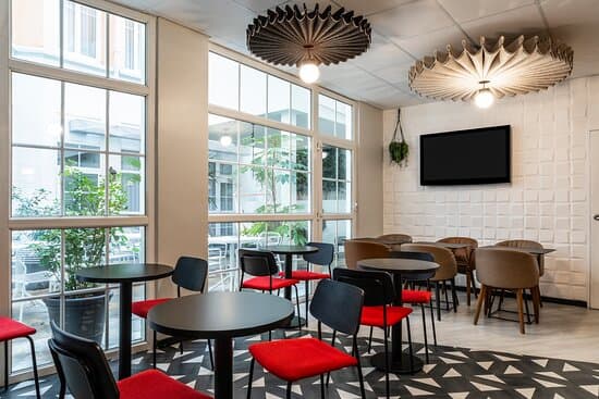 HOTEL LE RELAIS MONTMARTRE – vue 5