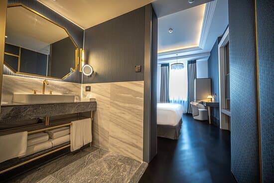 SHERATON BALKAN HOTEL SOFIA – vue 3
