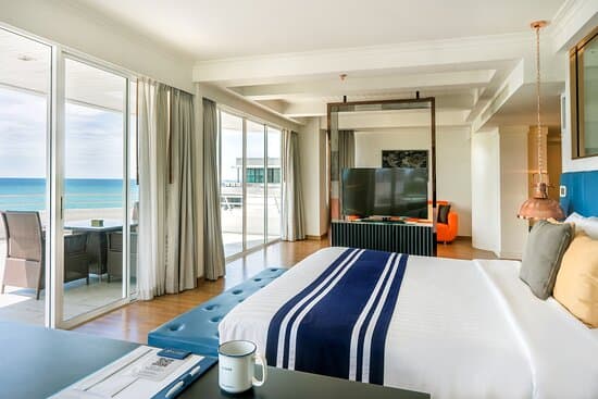 A ONE THE ROYAL CRUISE HOTEL – vue 2
