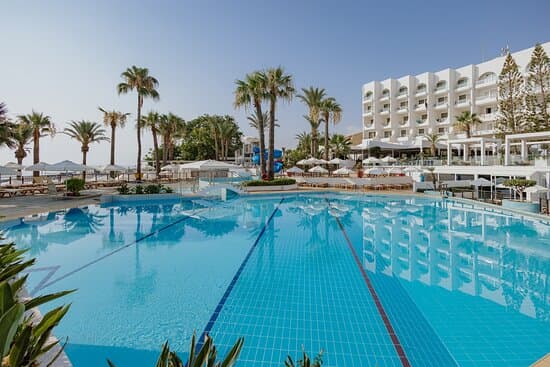 GOLDEN COAST HOTEL PROTARAS – vue 3