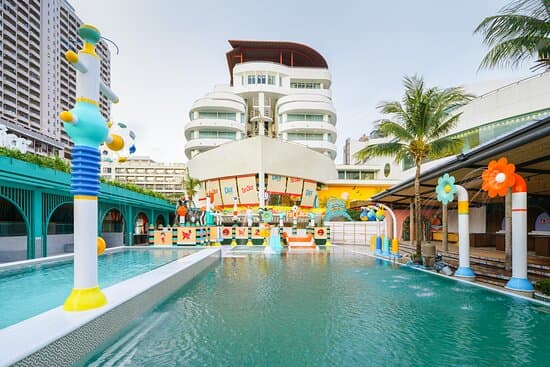 Hôtel A ONE THE ROYAL CRUISE HOTEL