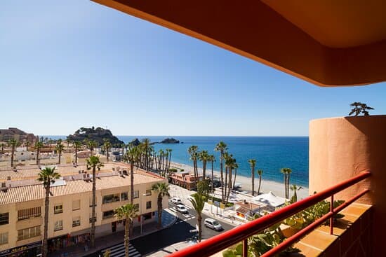 HOTEL ALMUNECAR PLAYA – vue 5