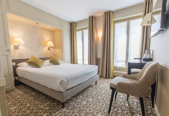 HOTEL TROCADERO LA TOUR – vue 4