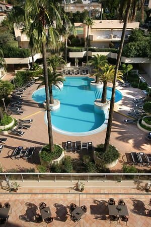 HOTEL AMBASSADEUR – vue 2