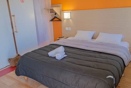 HOTEL PREMIERE CLASSE FONTENAY TRESIGNY – vue 2