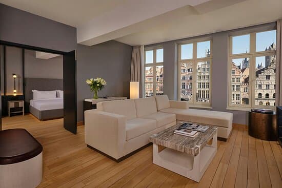 GRAVENSTEEN HOTEL GHENT – vue 3