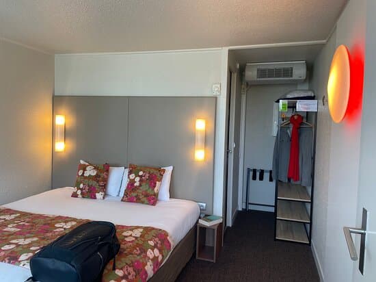 HOTEL CAMPANILE QUIMPER – vue 2