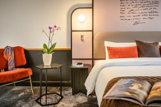 HOTEL MERCURE VERSAILLES PARLY 2 – vue 2