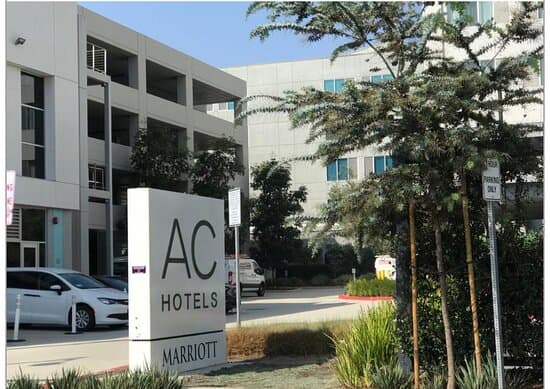 CLARION HOTEL SOUTH BAY – vue 2